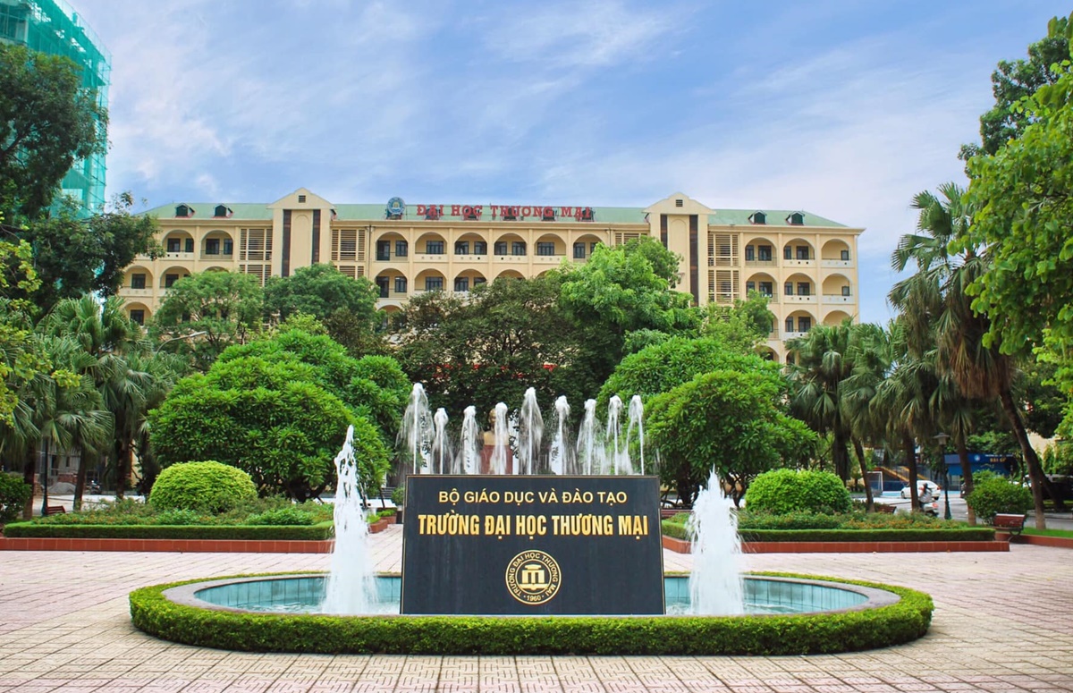 Thông tin địa chỉ số điện thoại đại học Thương mại